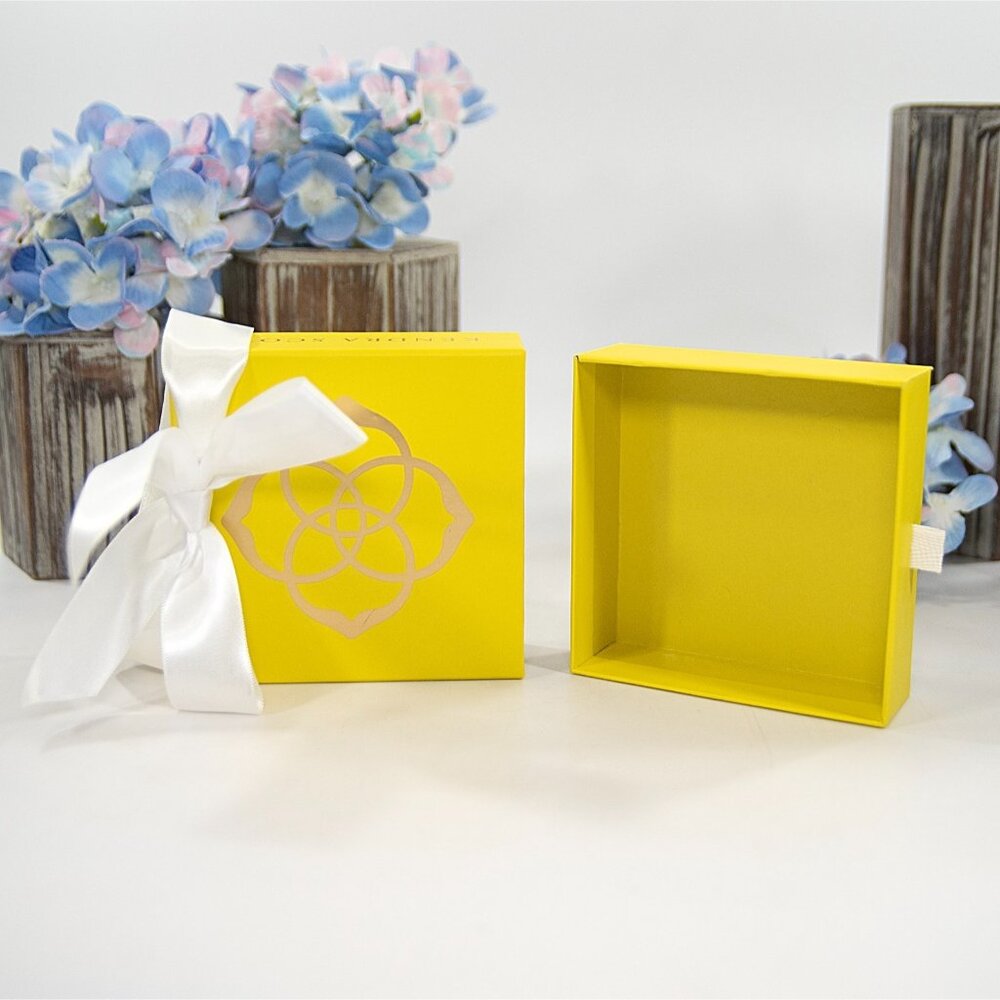 Kendra Scott Pull Out Drawer Style Gift Box with Ribbon New